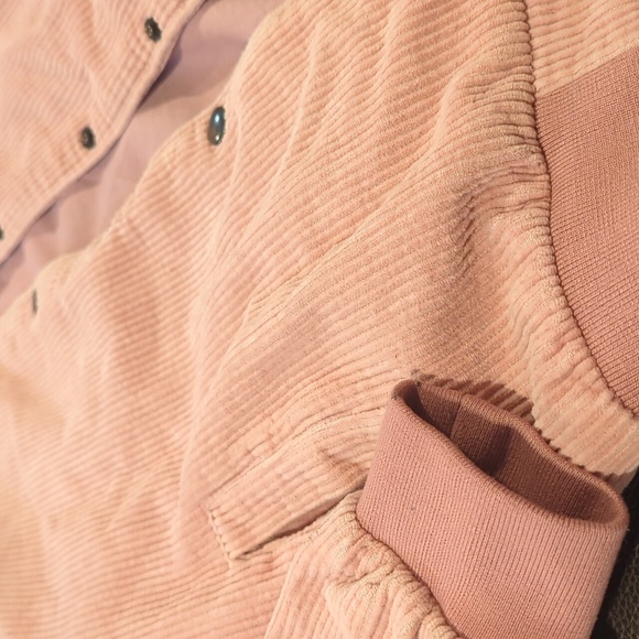Brandy Melville Blush Pink Corduroy Button Jacket - Picture 4 of 8